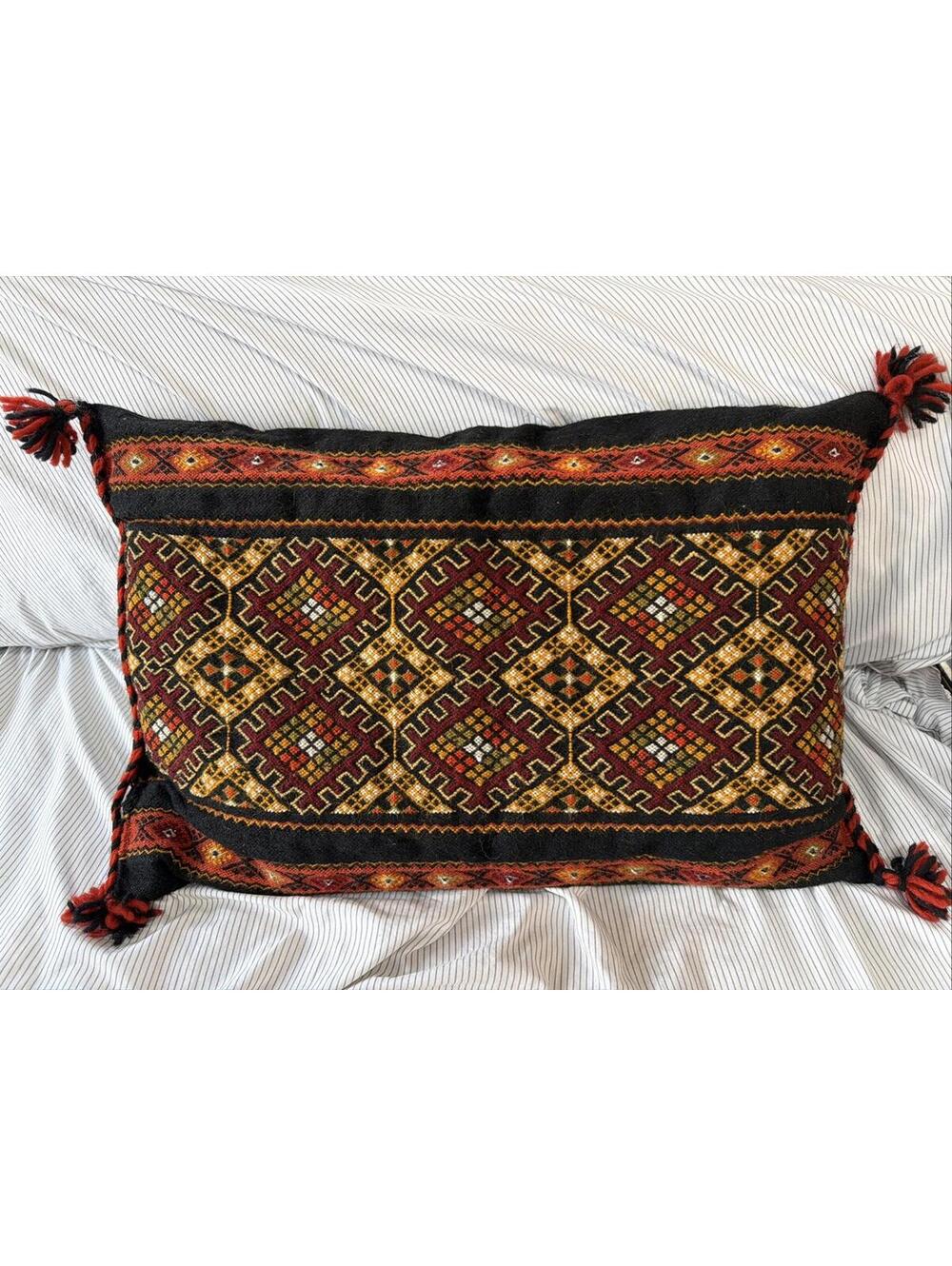 Vtg 20x15” Wool Ethnic Tribal Southwestern Cowboy Kilim Lumbar Throw Pillow Pair - Picture 2 of 7